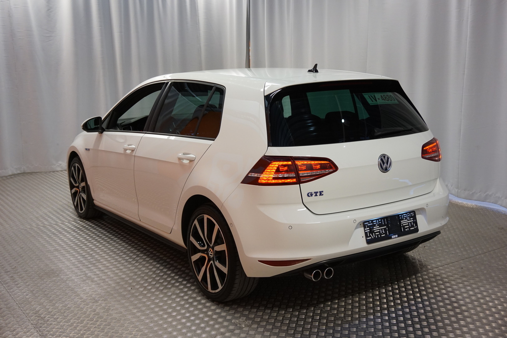 VOLKSWAGEN Golf 2015