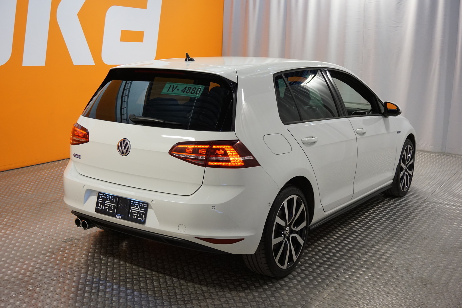 VOLKSWAGEN Golf 2015