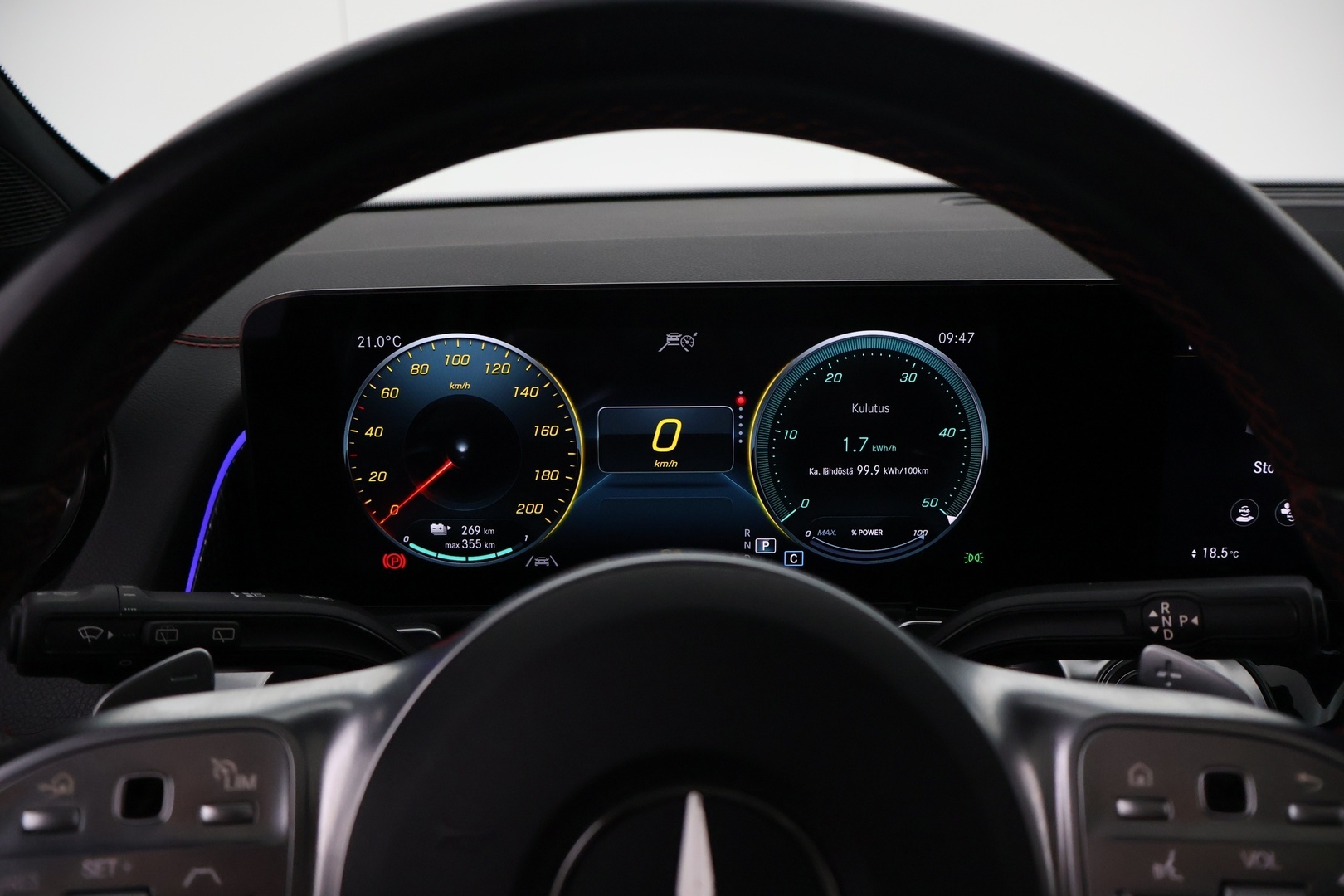MERCEDES-BENZ EQB 2022