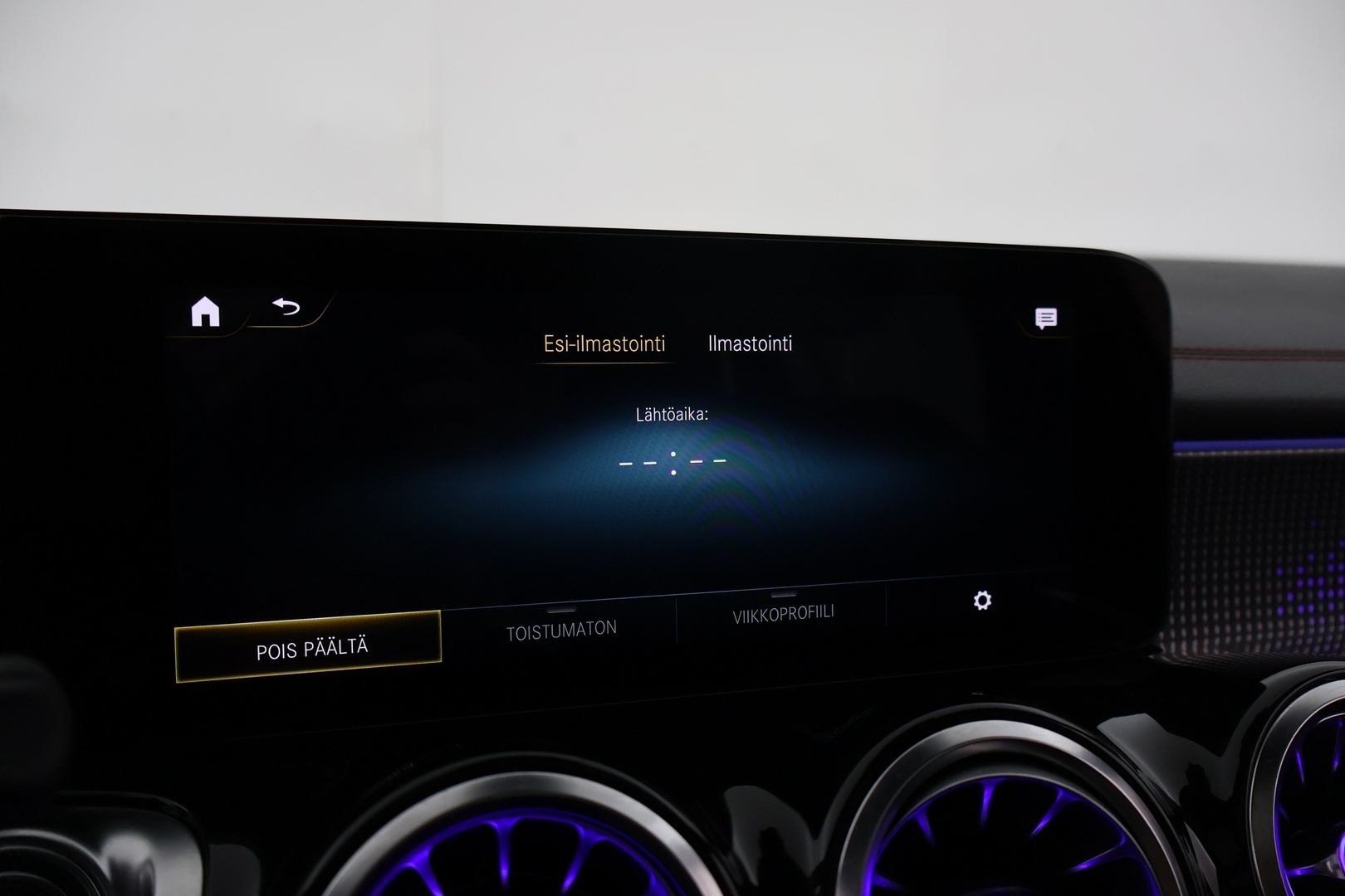 MERCEDES-BENZ EQB 2022