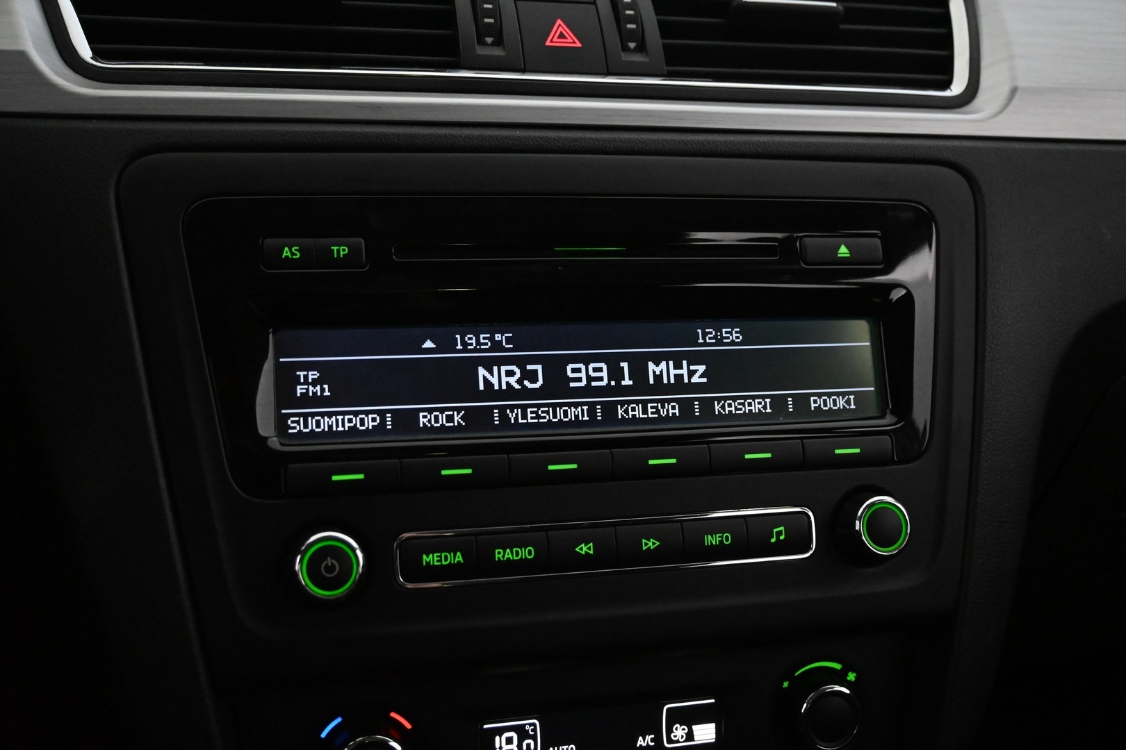 SKODA Rapid 2015