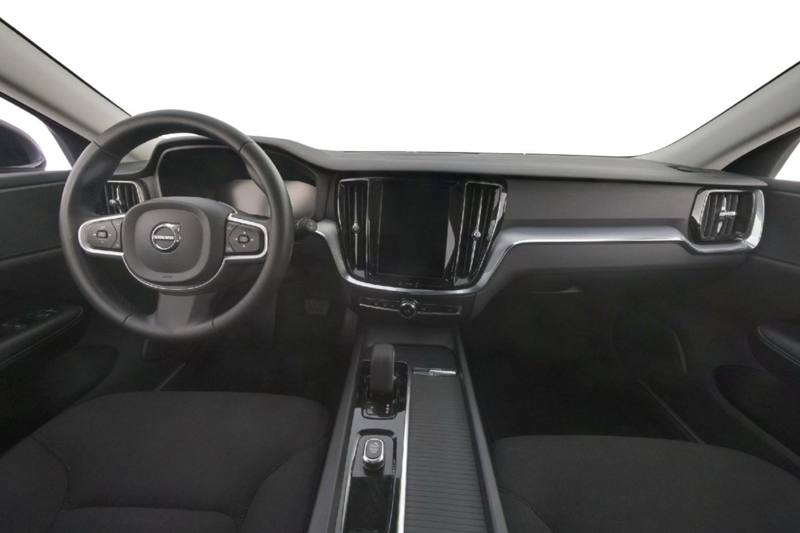 VOLVO V60 2022