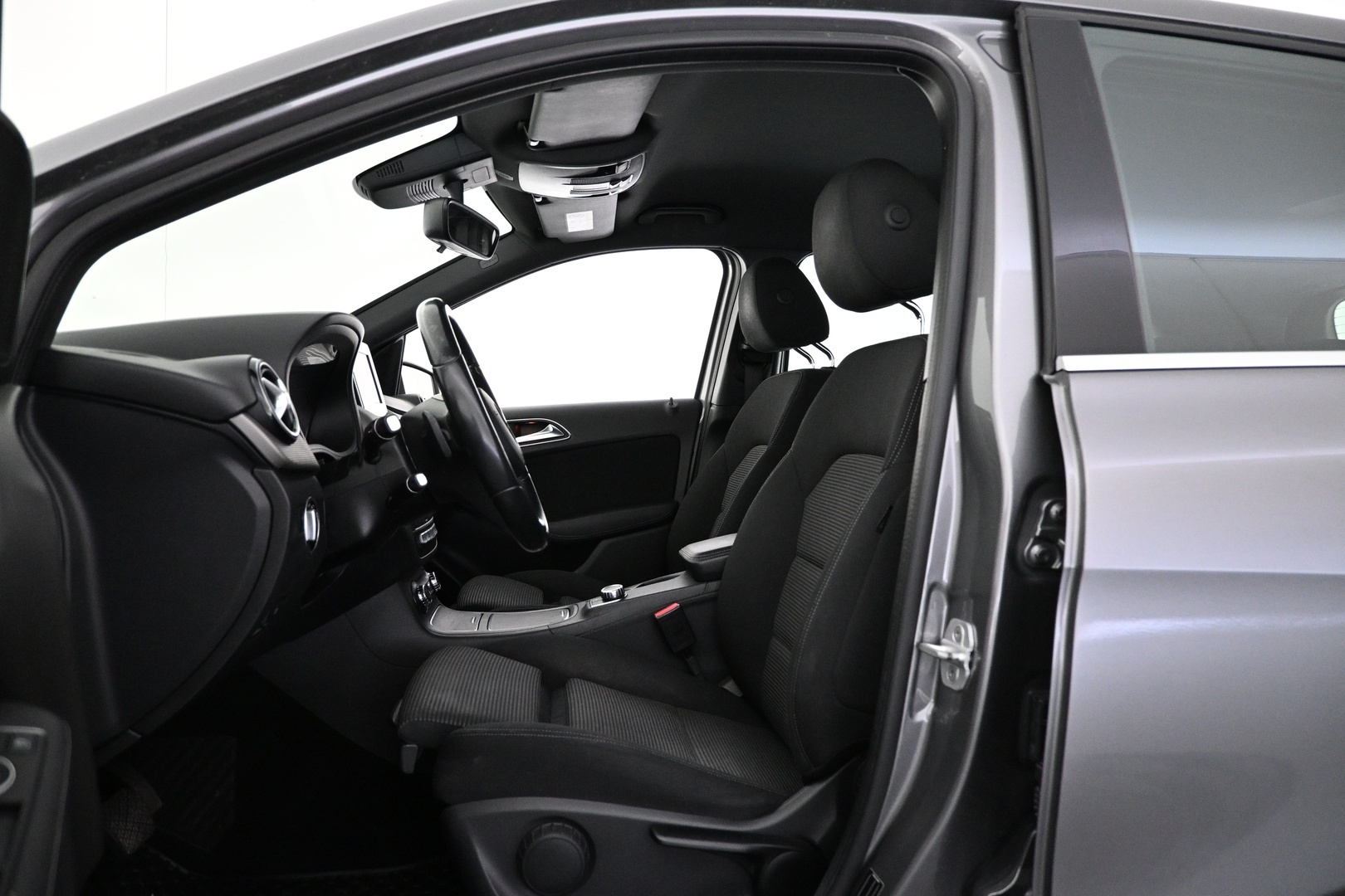 MERCEDES-BENZ B 2016