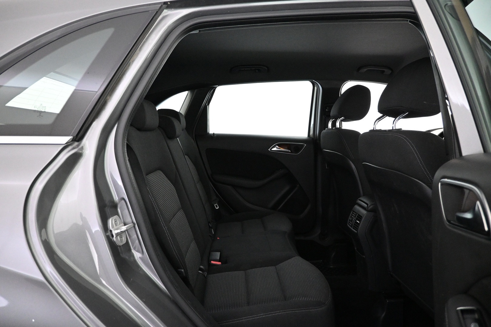 MERCEDES-BENZ B 2016