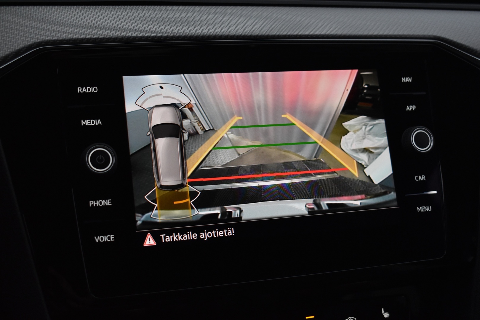 VOLKSWAGEN Passat 2024