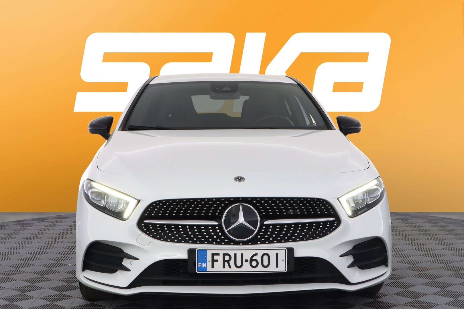 MERCEDES-BENZ A 2021