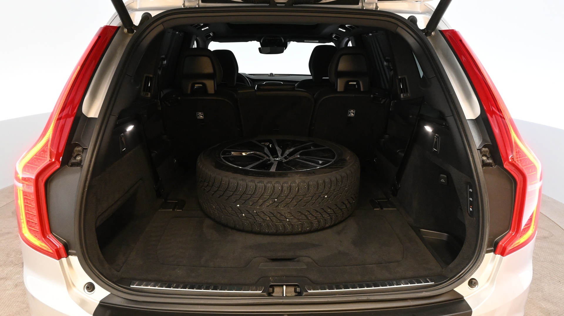 VOLVO XC90 2022