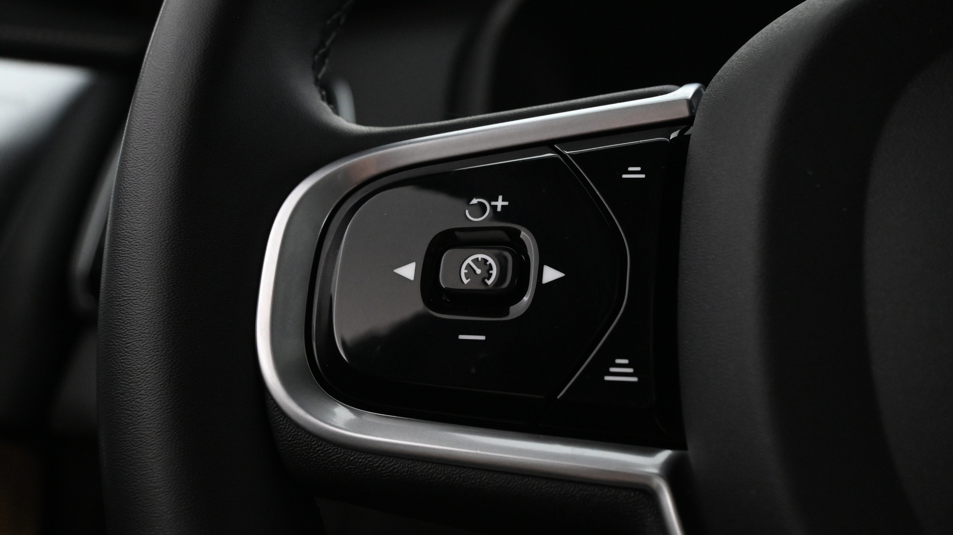 VOLVO XC90 2022