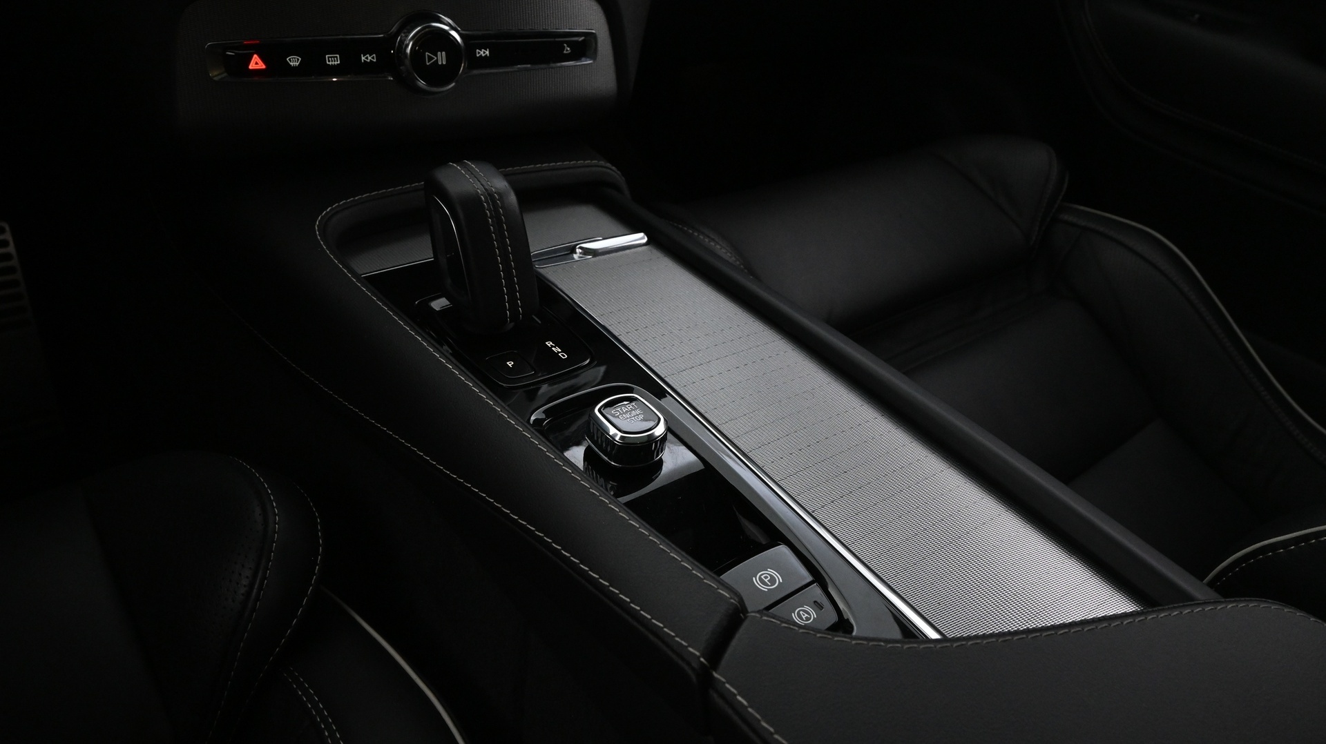 VOLVO XC90 2022