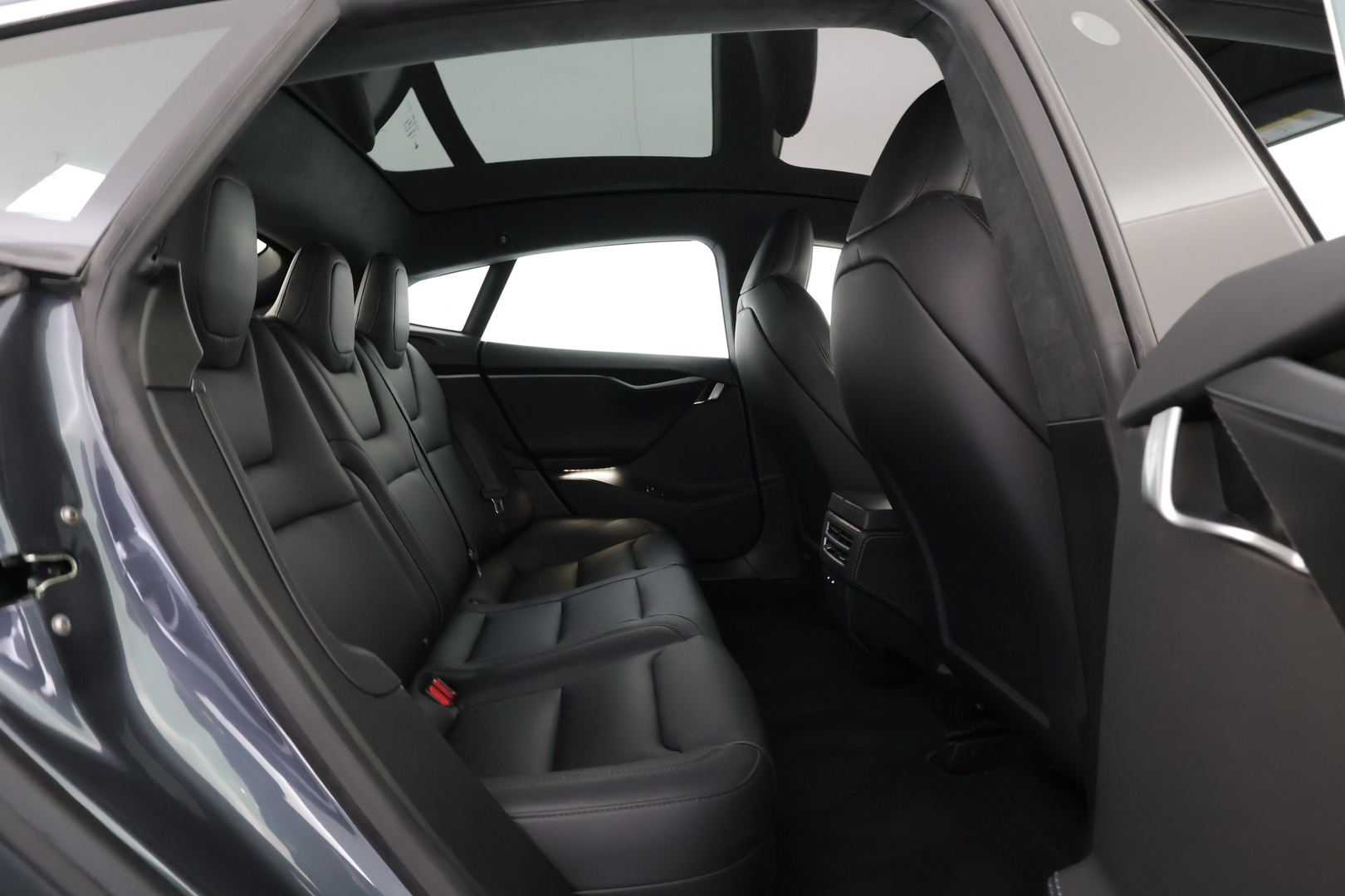 TESLA Model S 2020