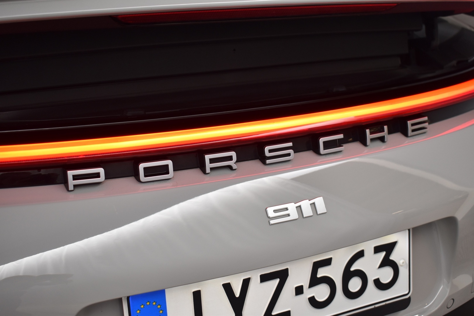 PORSCHE 911 2020