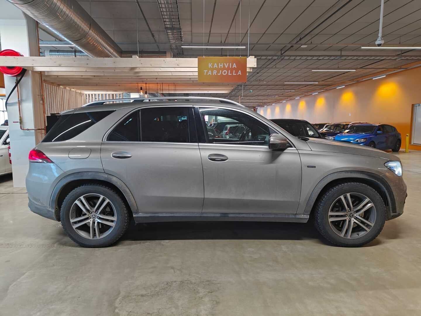MERCEDES-BENZ GLE 2021
