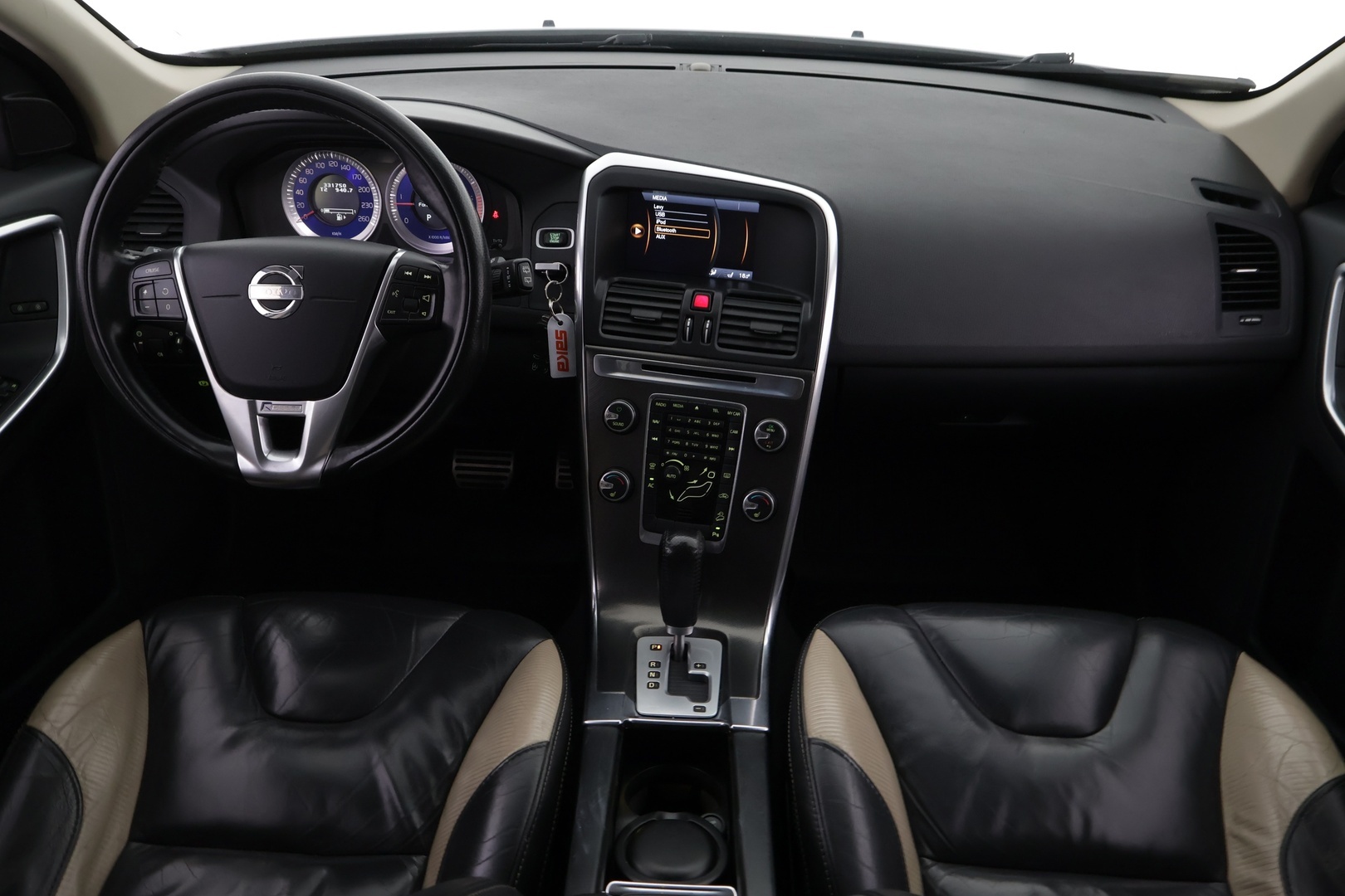 VOLVO XC60 2012