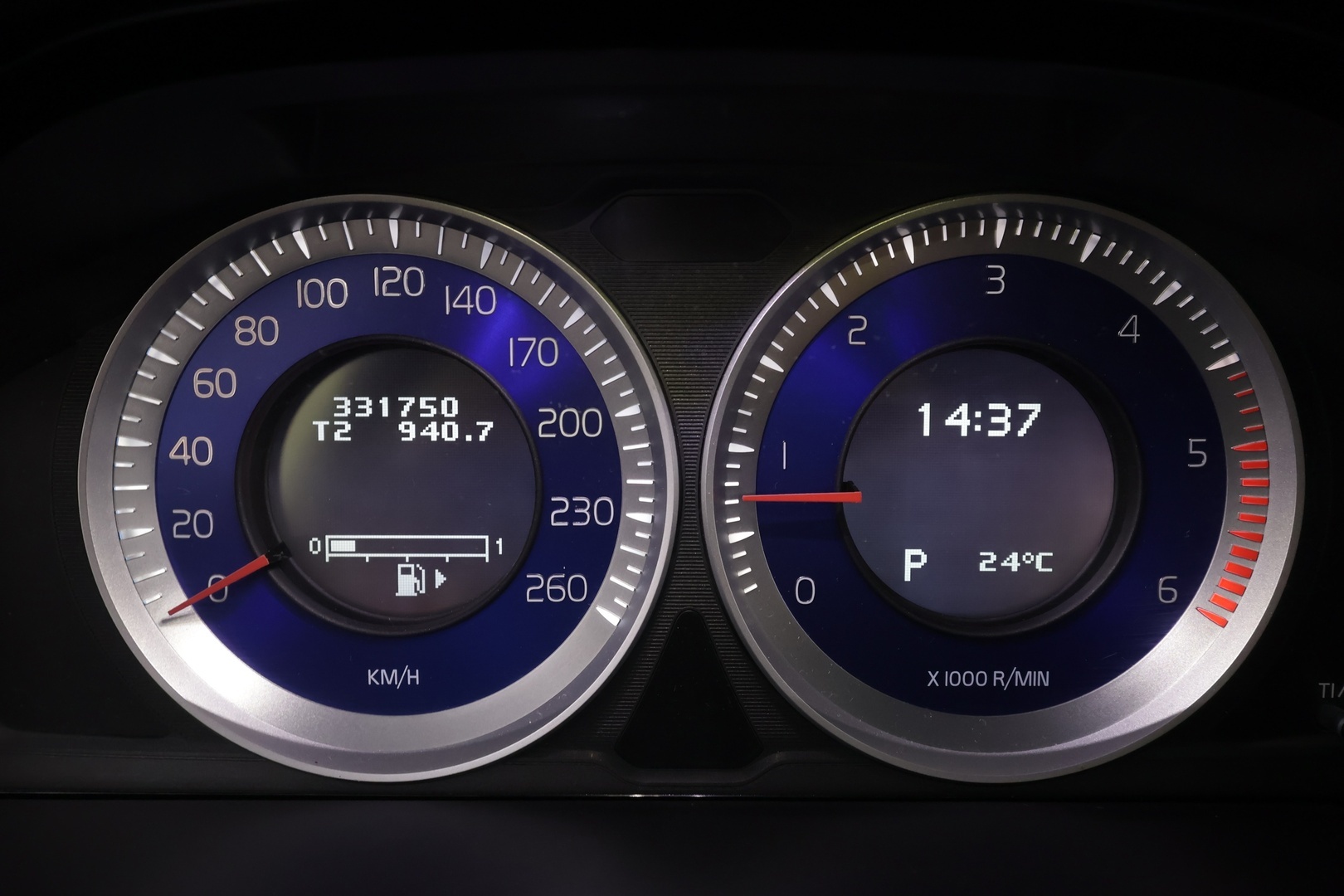 VOLVO XC60 2012