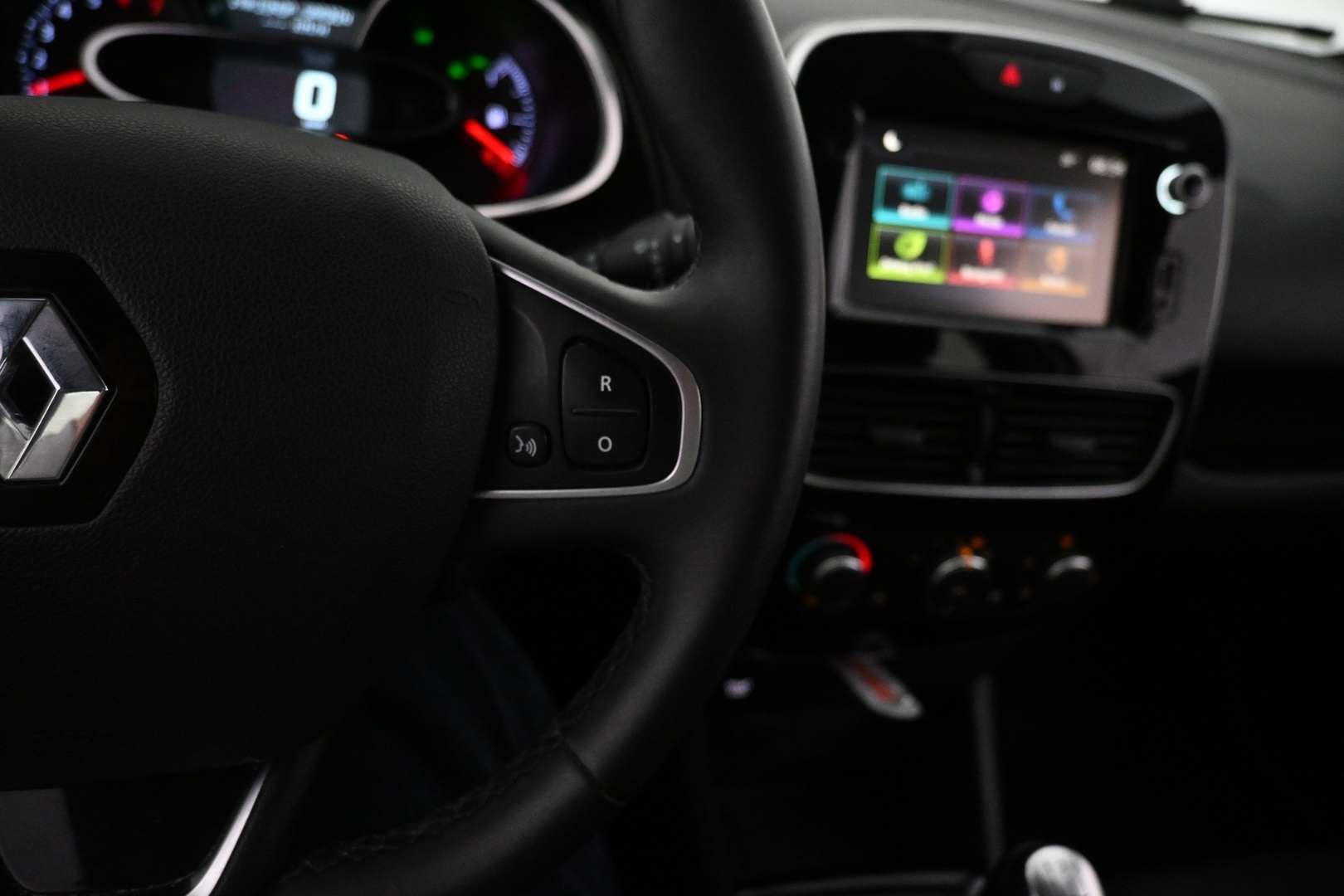 RENAULT Clio 2018