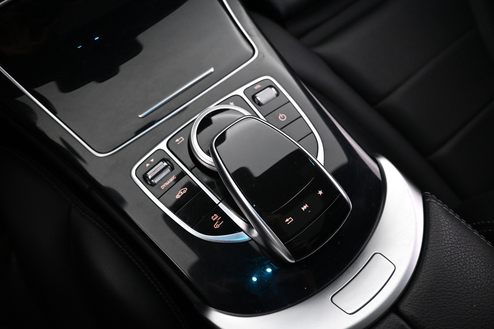 MERCEDES-BENZ C 2017