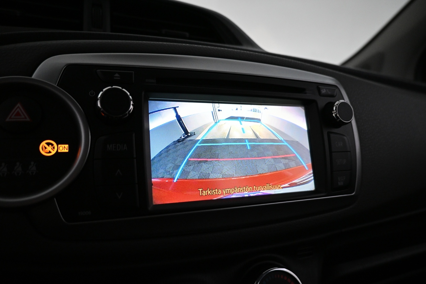 TOYOTA Yaris 2012