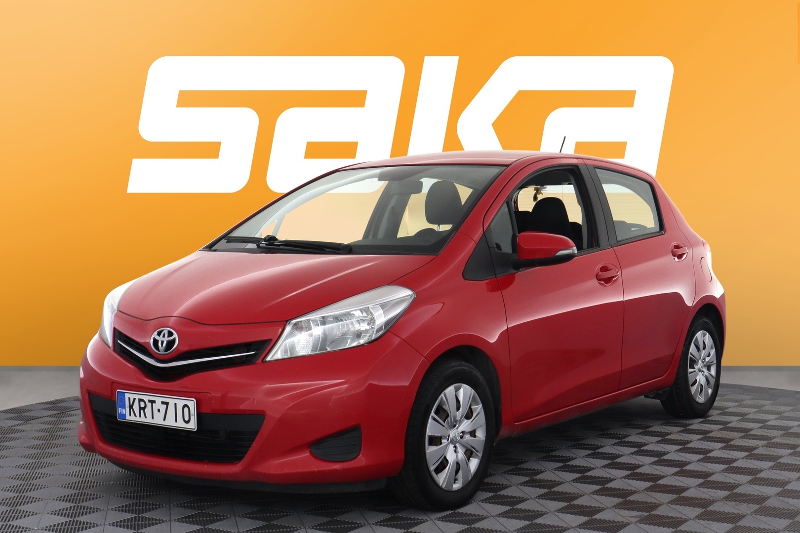 TOYOTA Yaris 2012