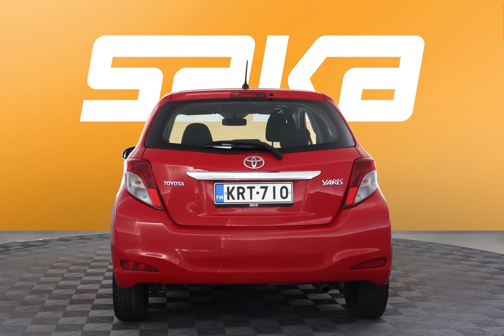 TOYOTA Yaris 2012