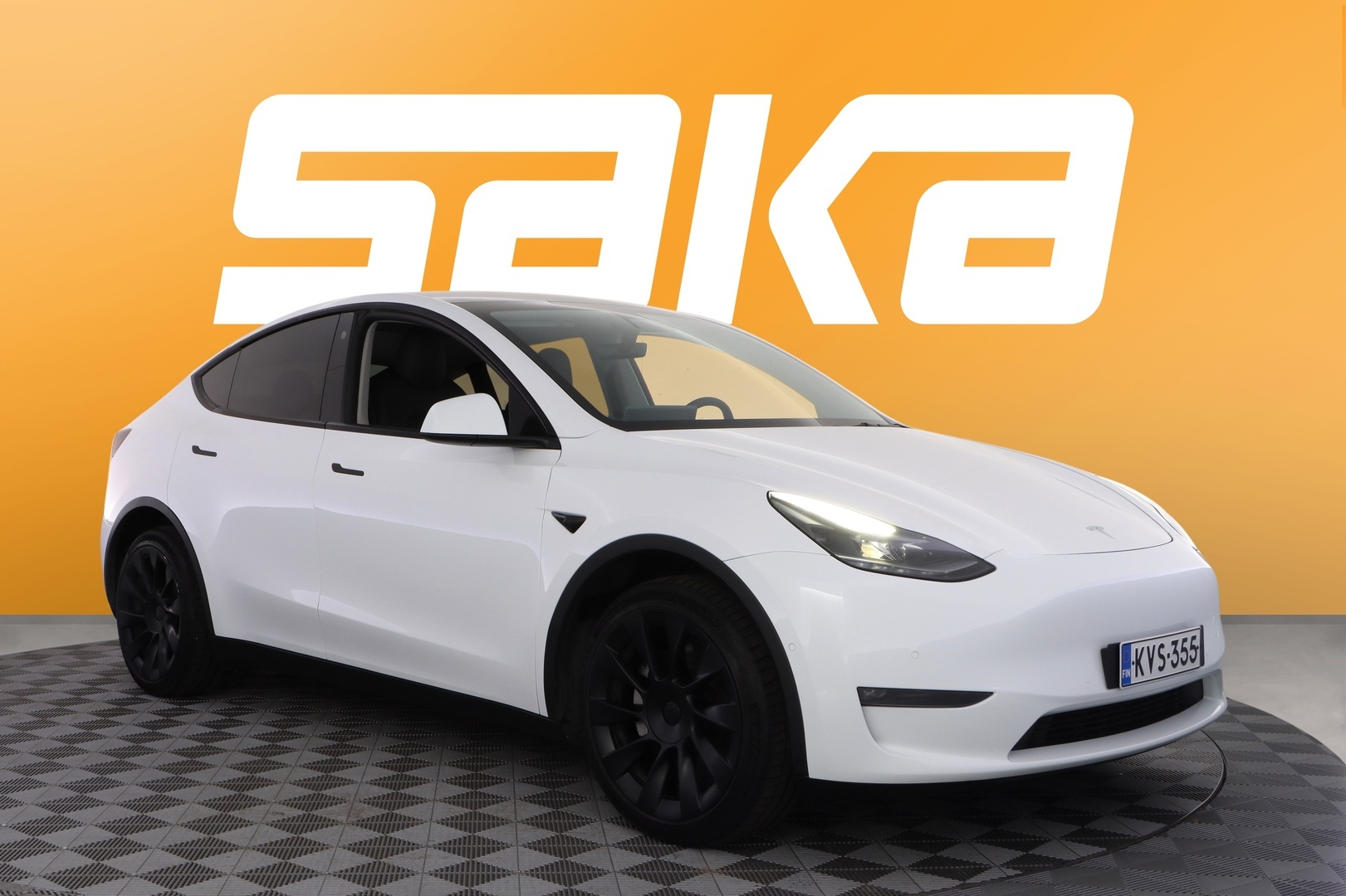TESLA Model Y 2022