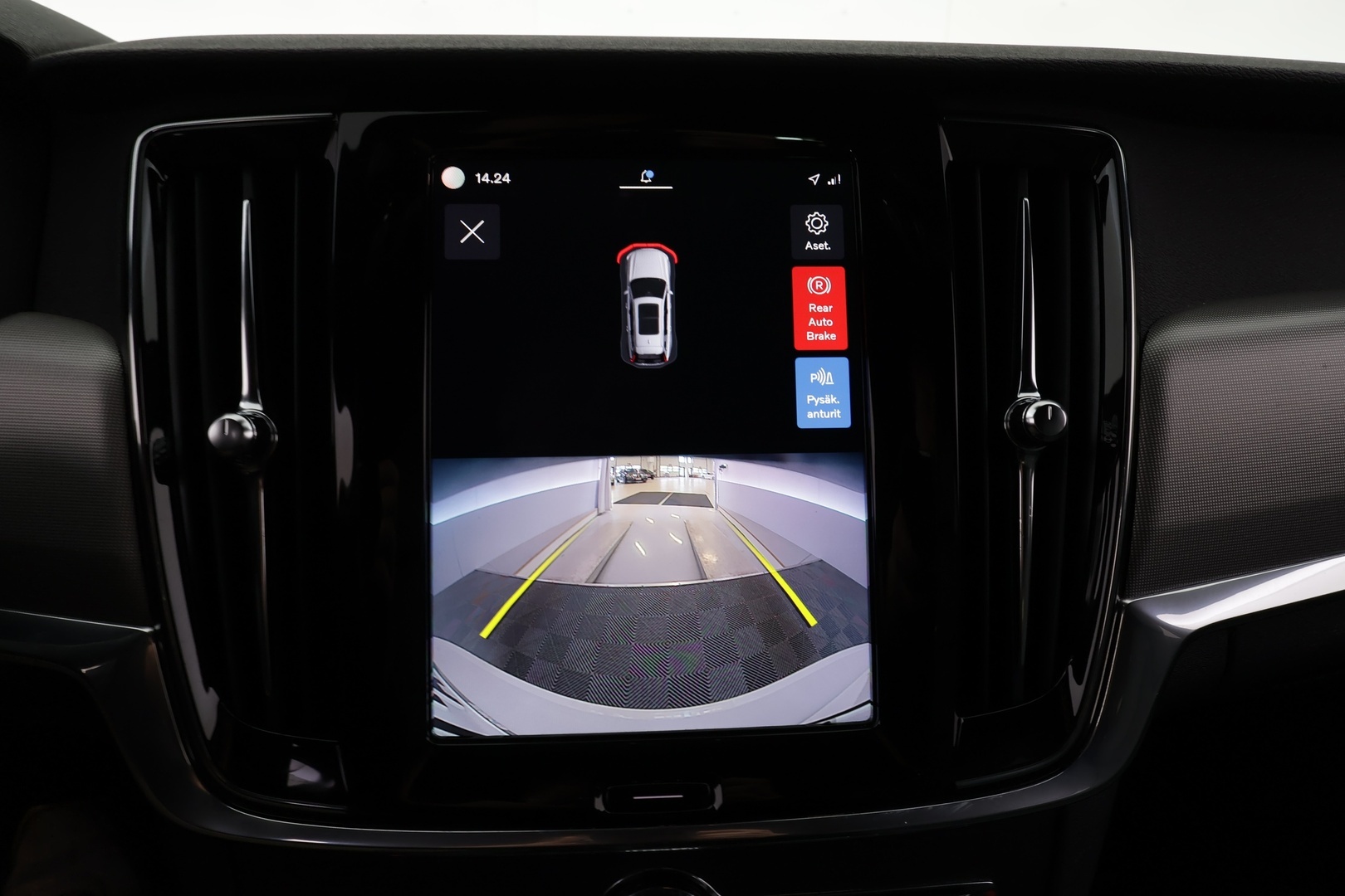 VOLVO V90 2022