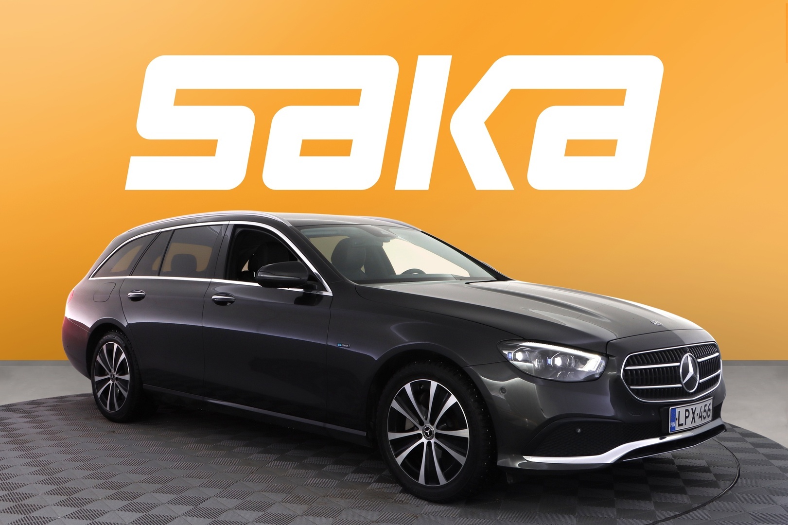 MERCEDES-BENZ E 2021