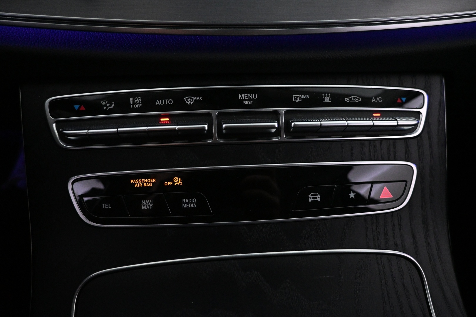 MERCEDES-BENZ E 2021