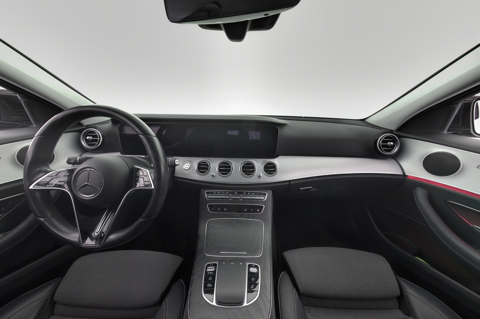 MERCEDES-BENZ E 2021