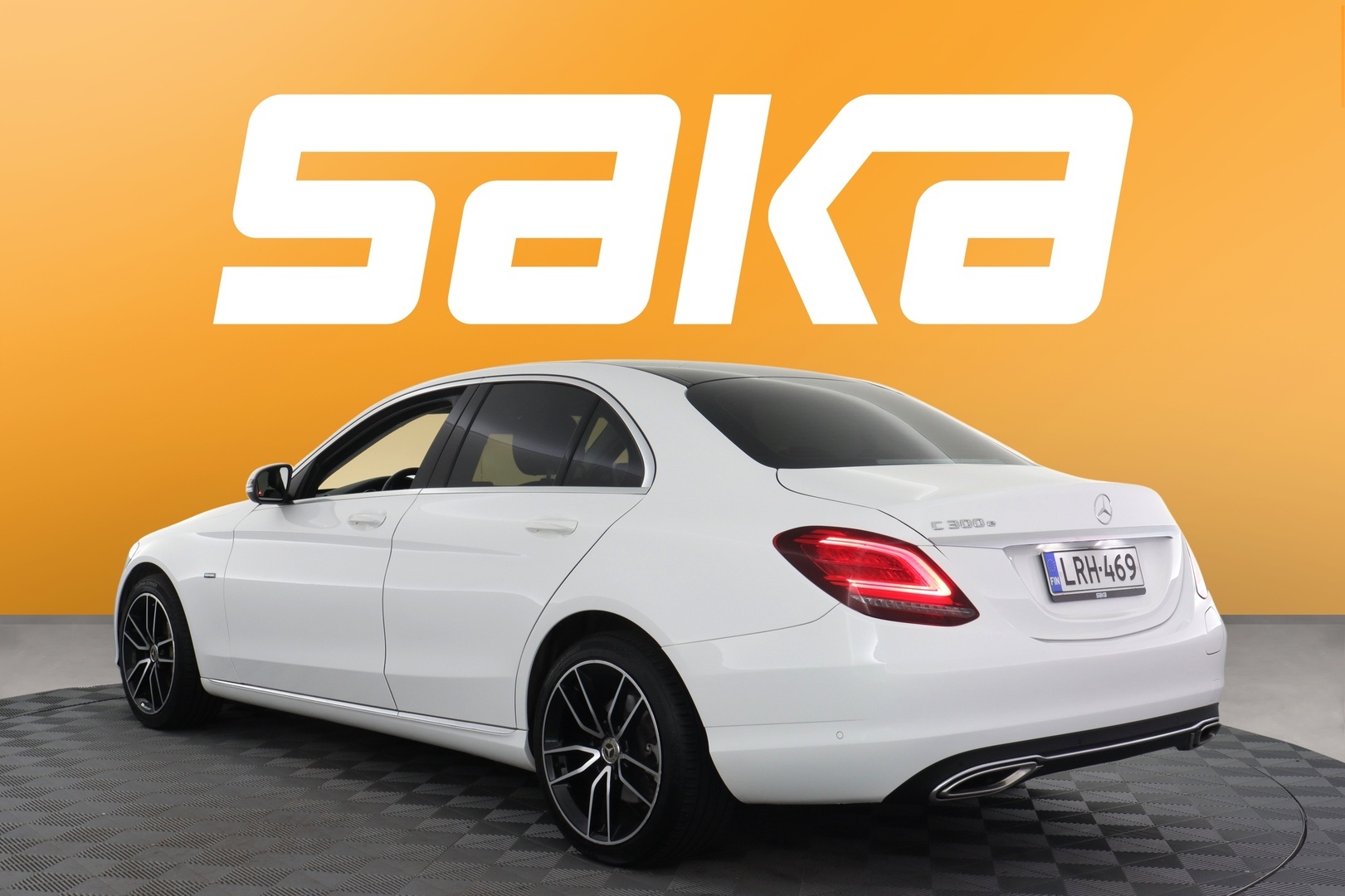 MERCEDES-BENZ C 2020