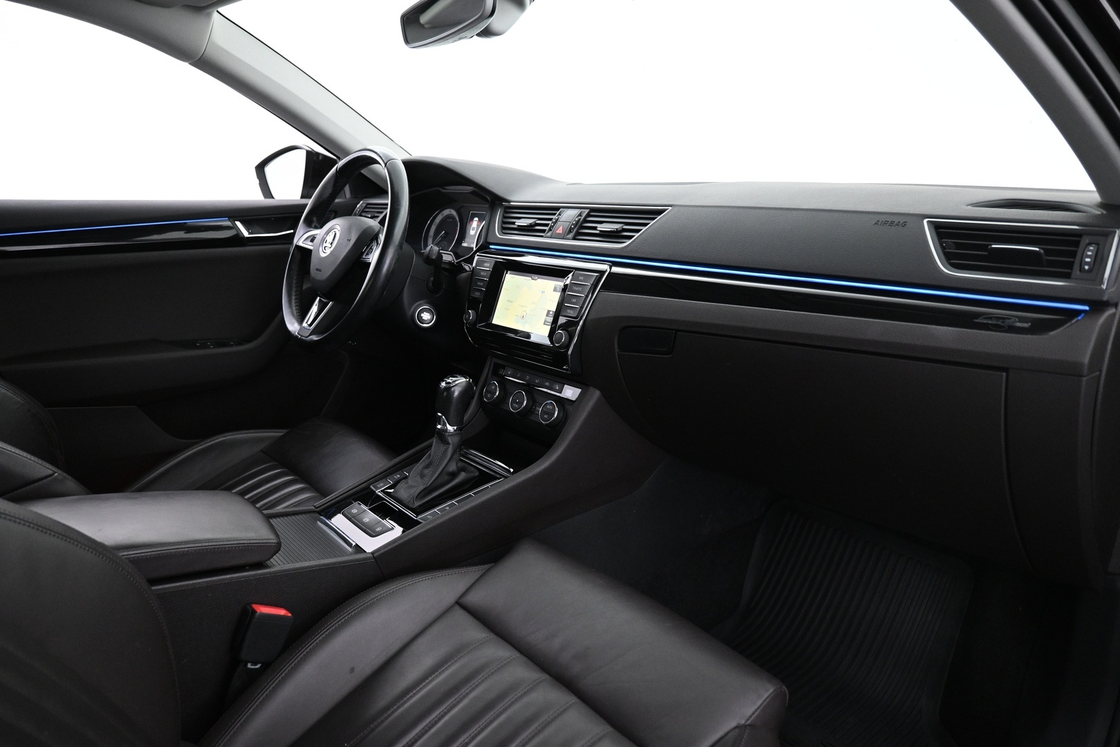 SKODA Superb 2016