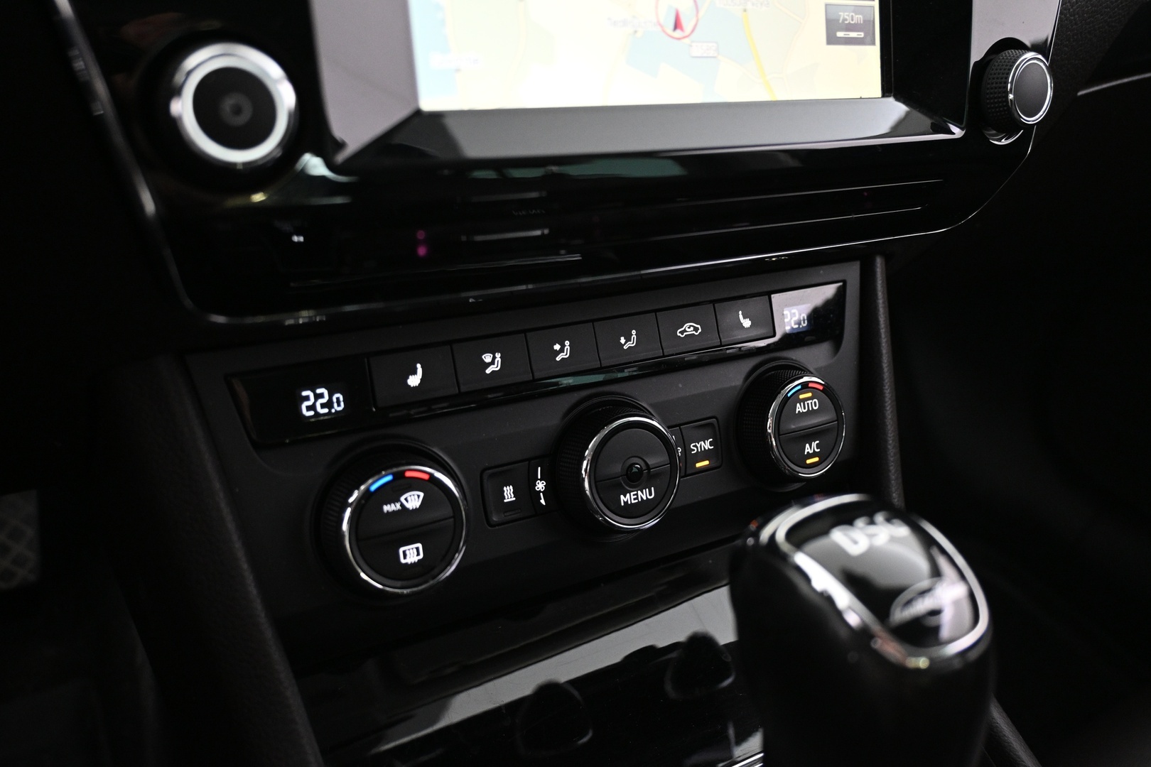 SKODA Superb 2016