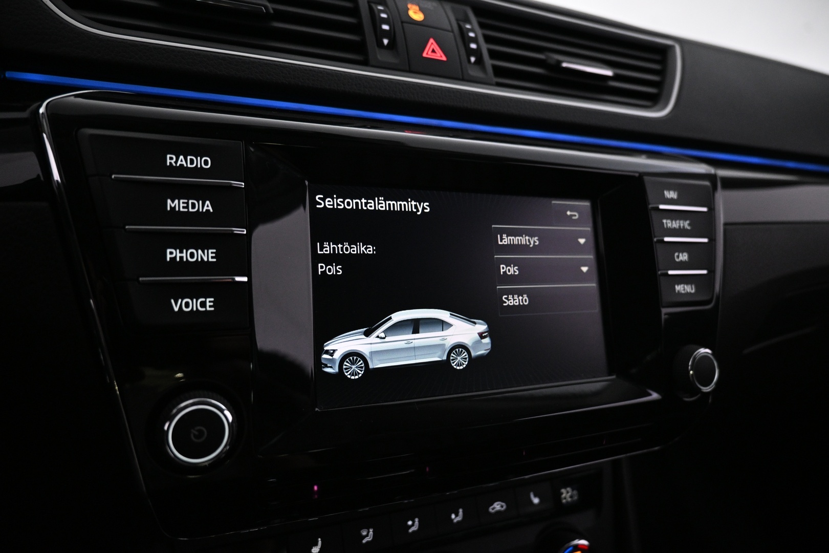 SKODA Superb 2016