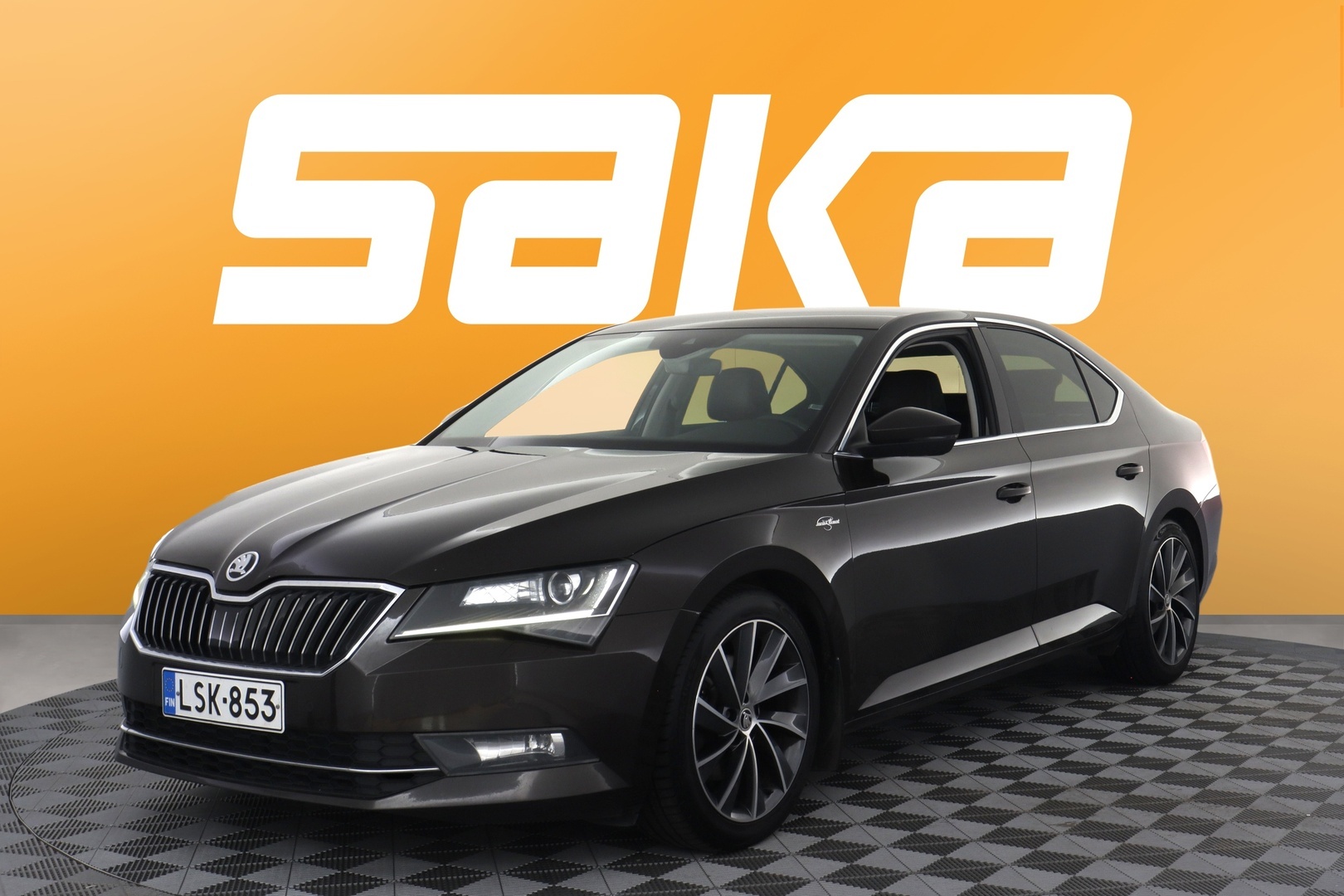 SKODA Superb 2016