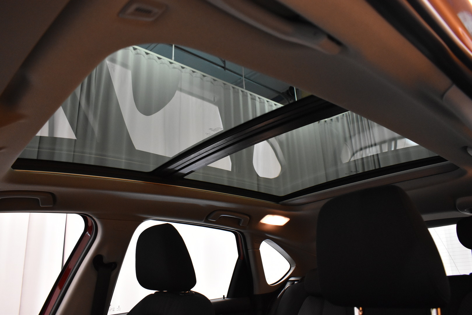 BMW 225 2019