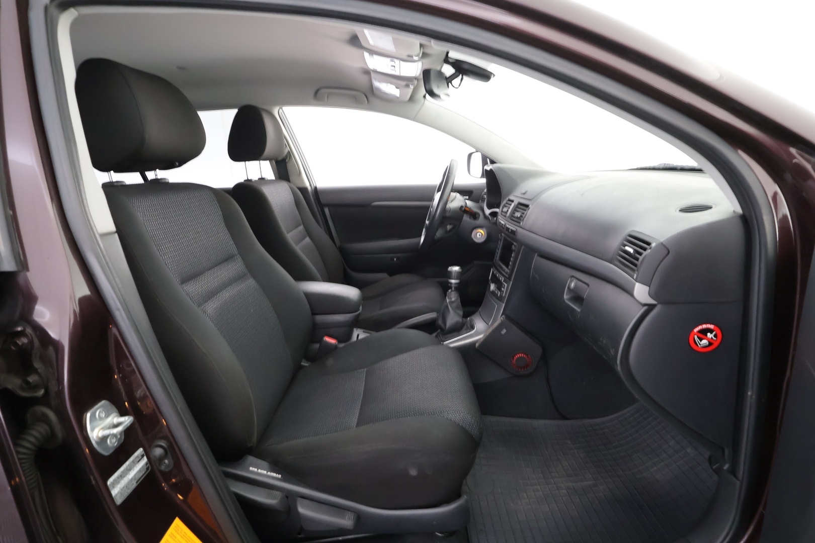 TOYOTA Avensis 2009