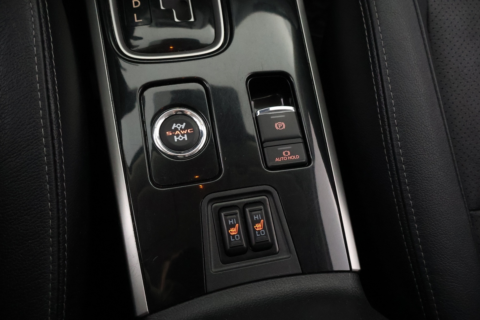 MITSUBISHI Outlander 2017