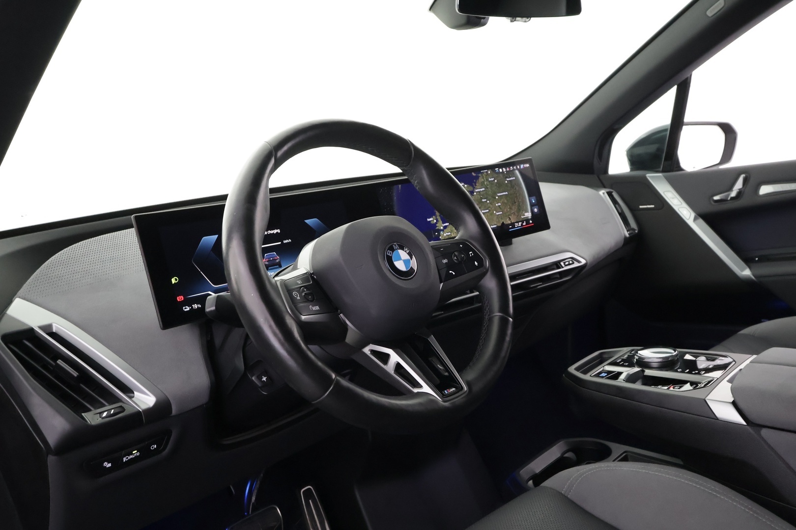 BMW iX 2025