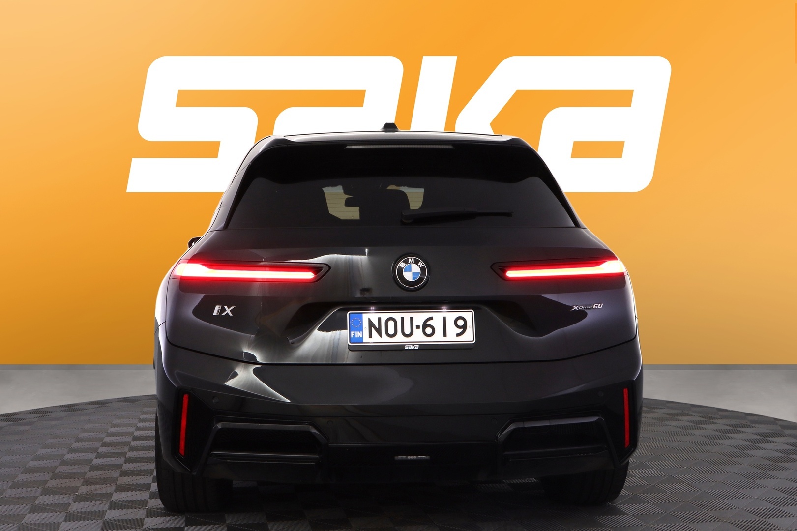 BMW iX 2025