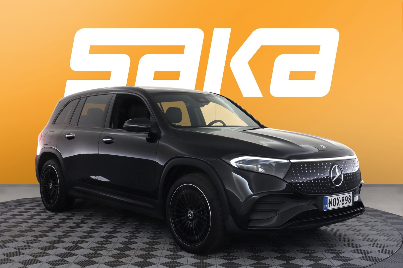 MERCEDES-BENZ EQB 2025
