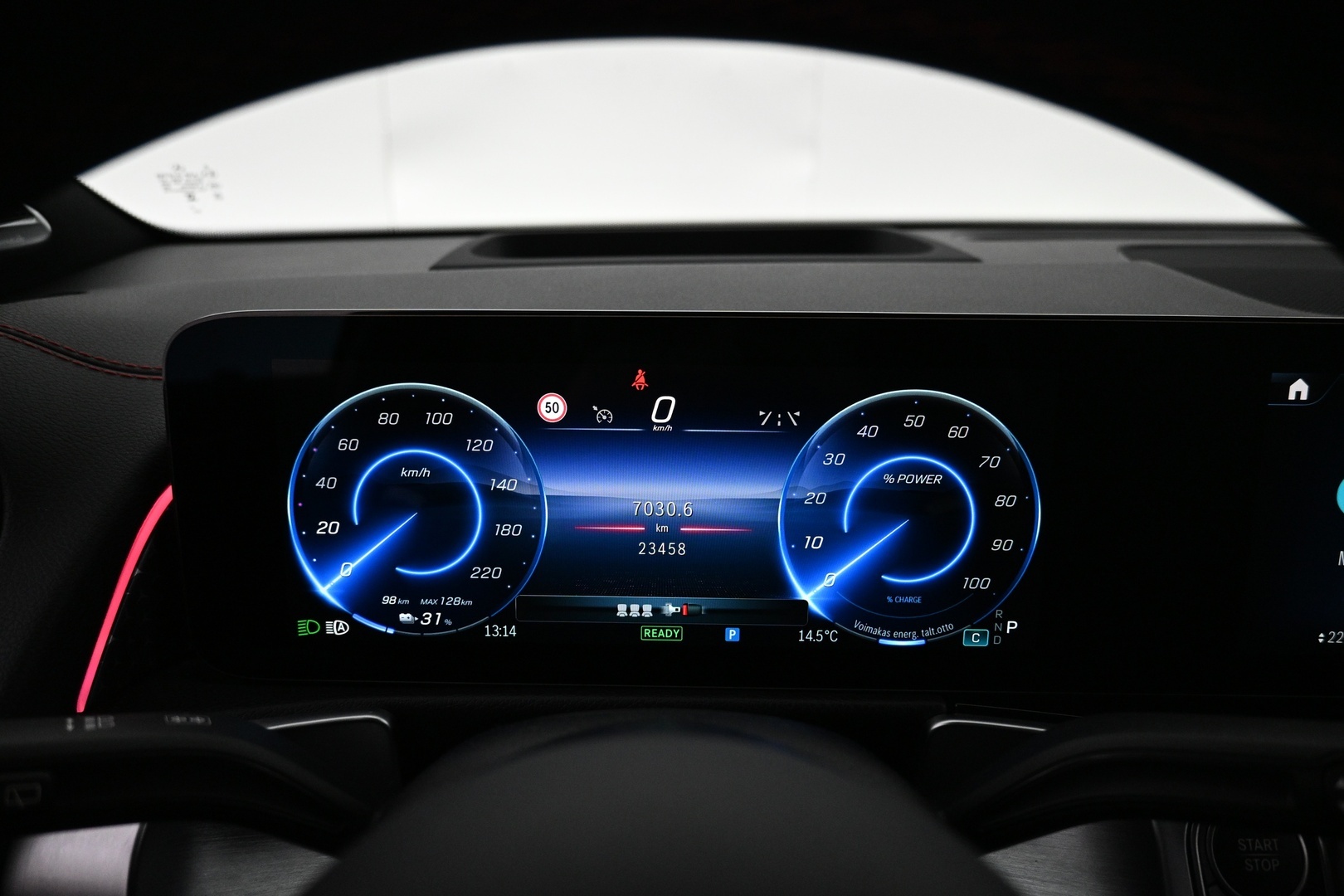 MERCEDES-BENZ EQB 2025