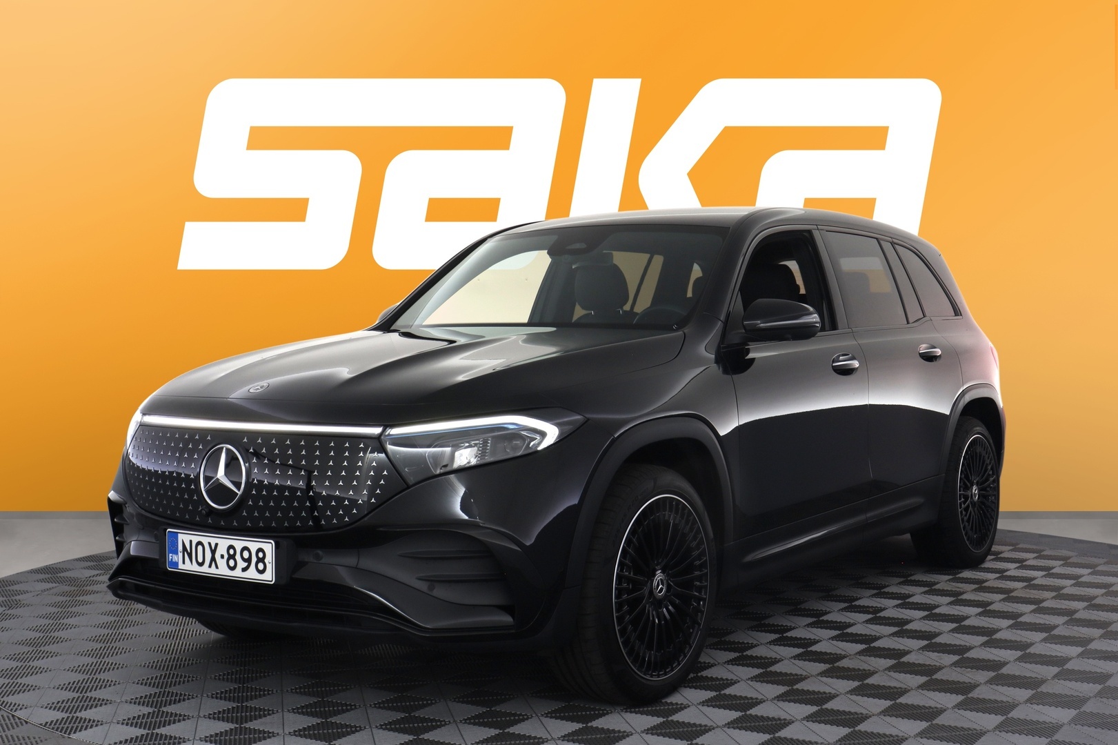 MERCEDES-BENZ EQB 2025