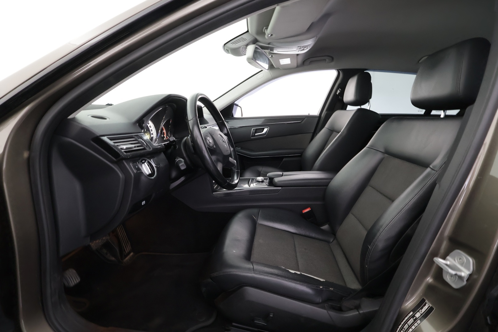 MERCEDES-BENZ E 2012