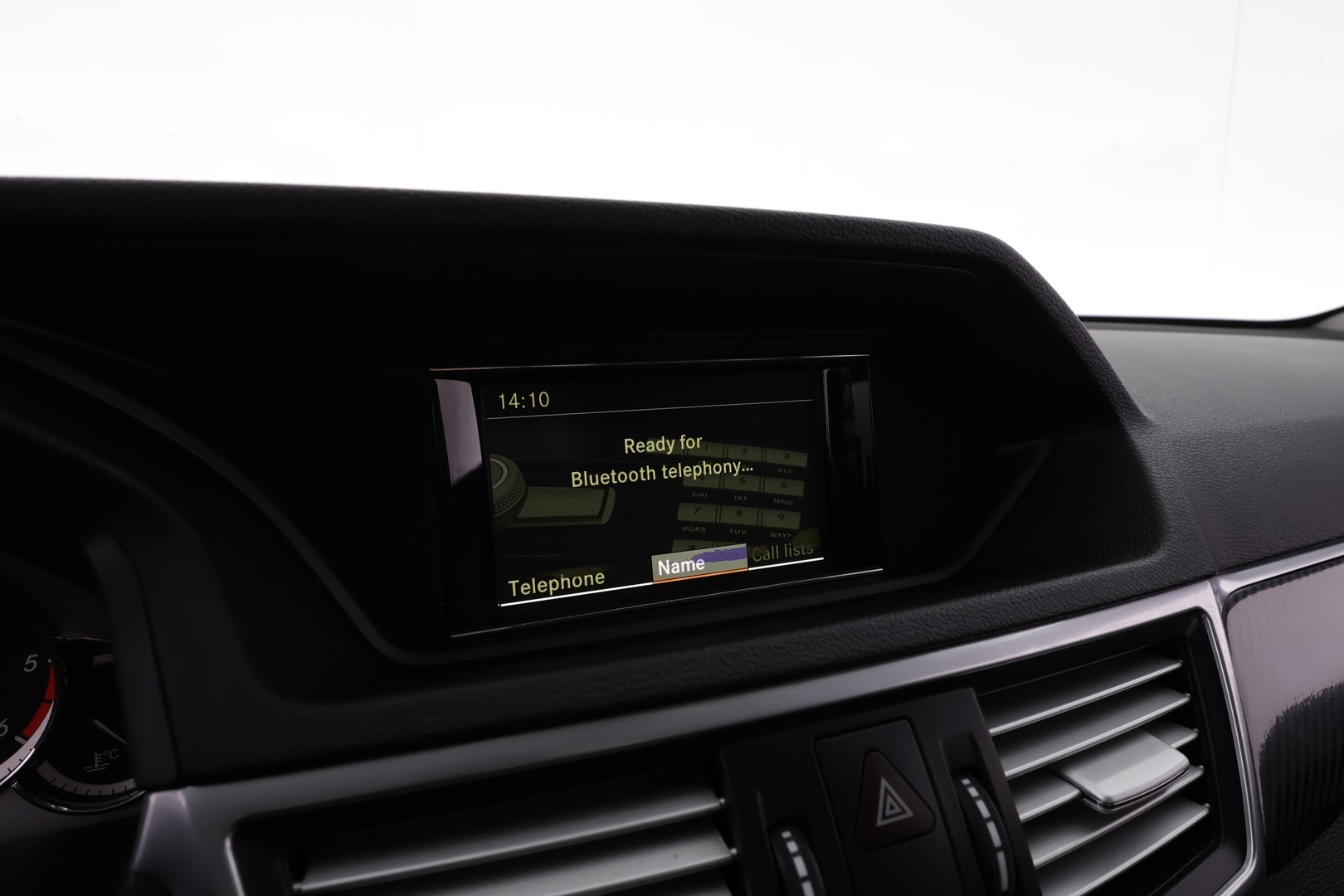 MERCEDES-BENZ E 2012
