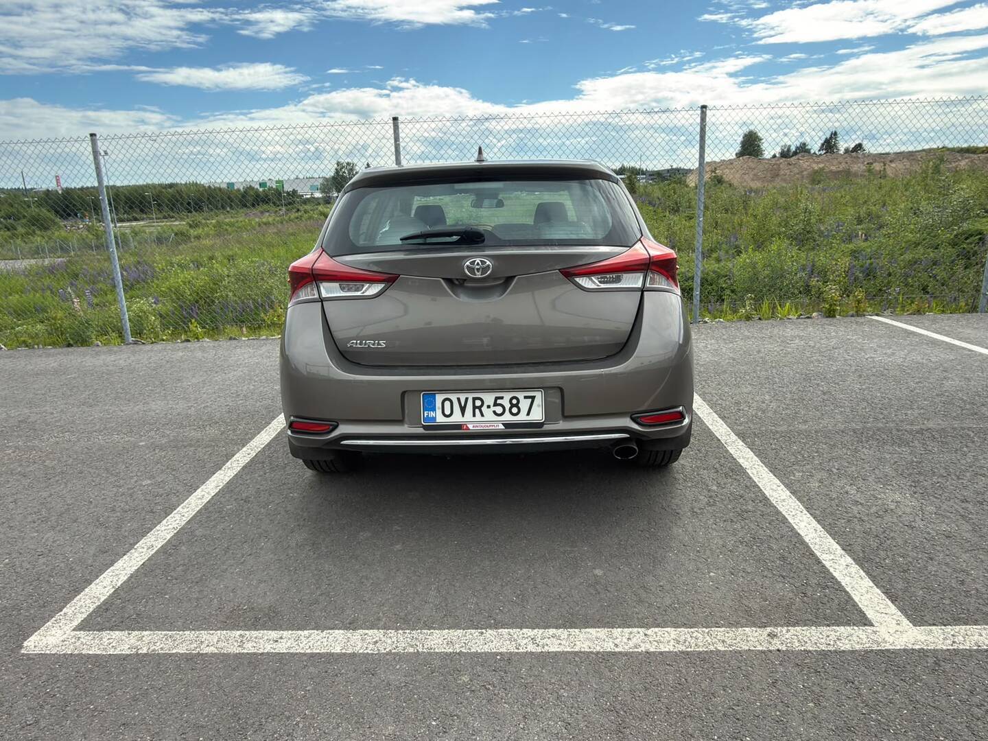 TOYOTA Auris 2017
