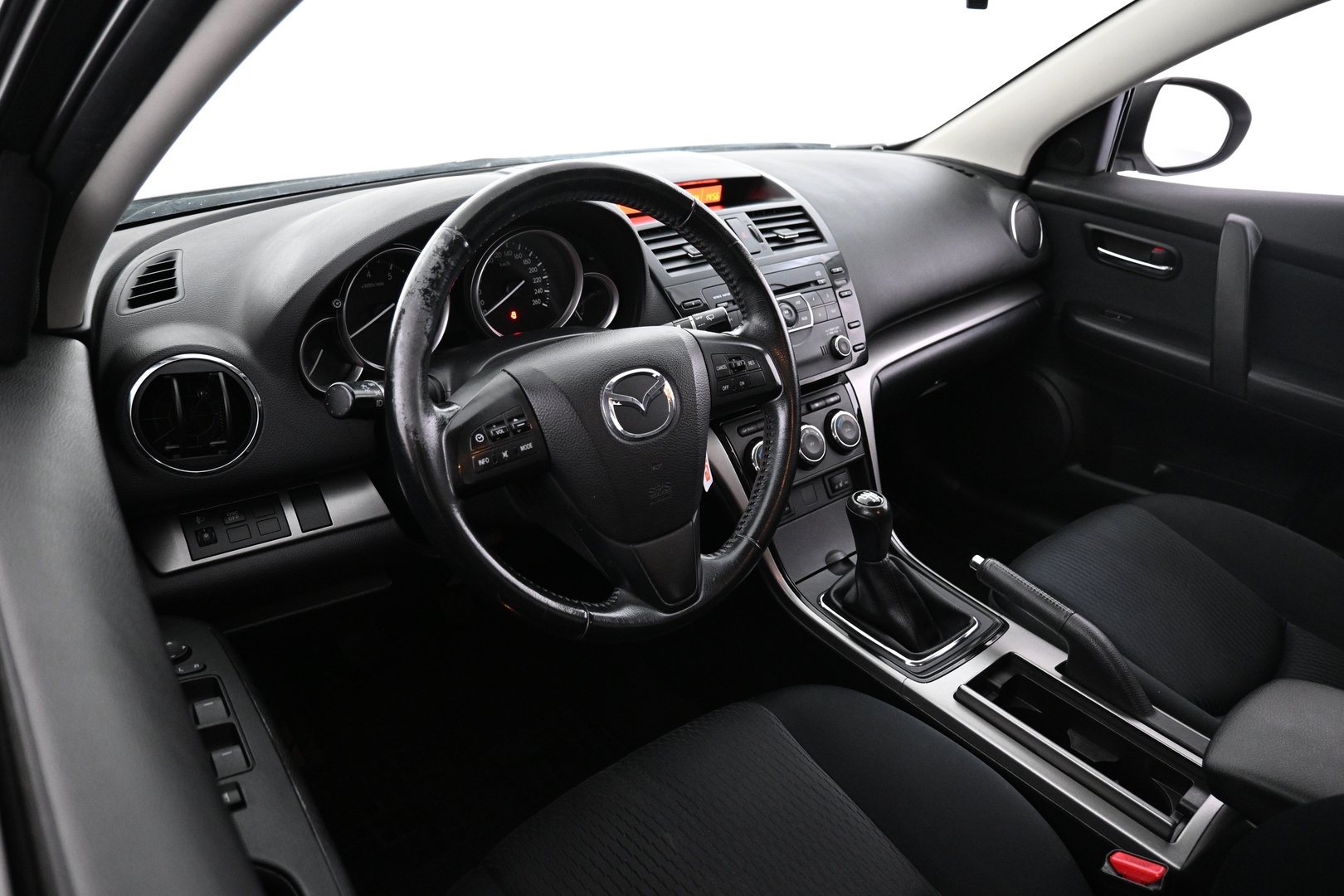 MAZDA 6 2011