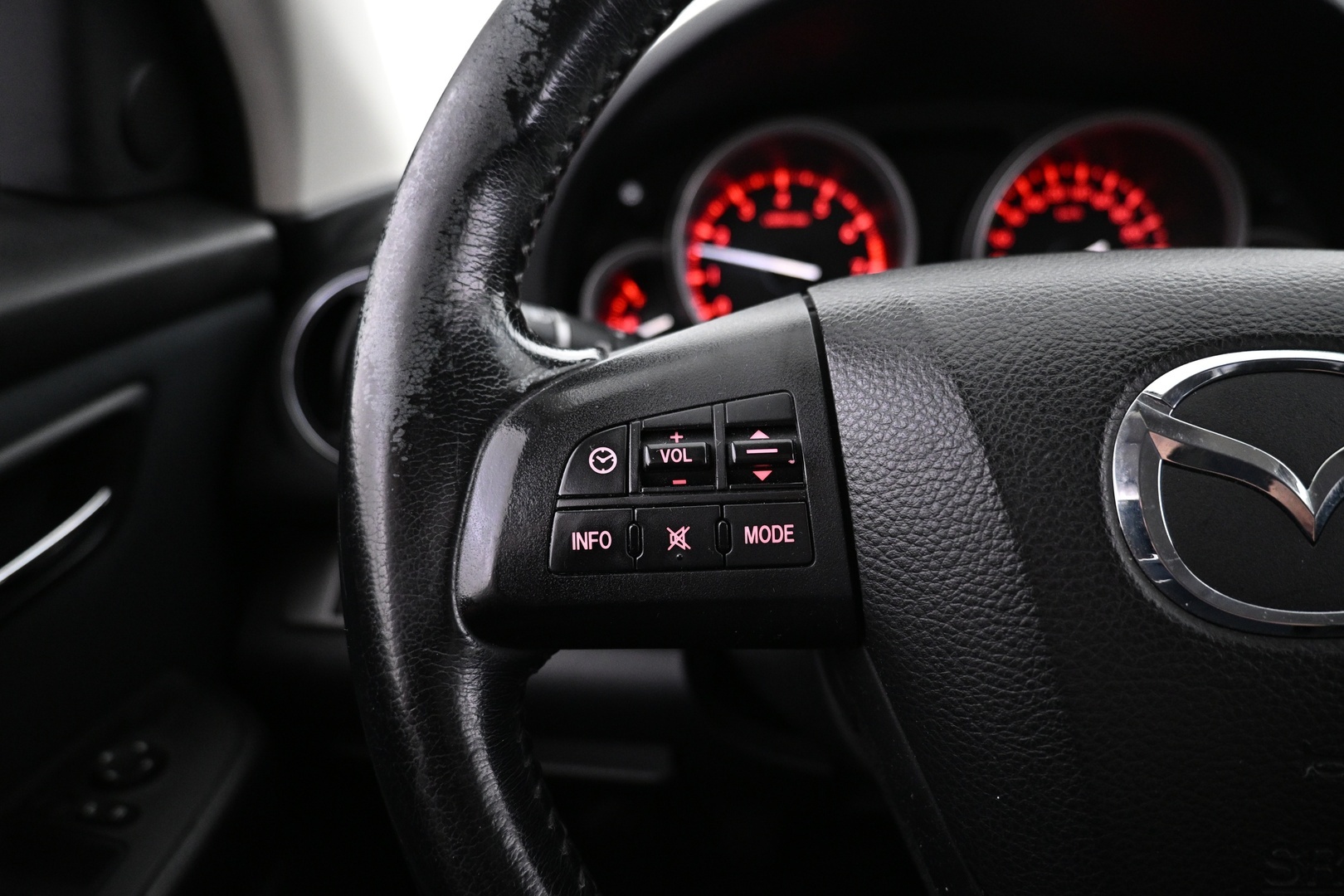 MAZDA 6 2011
