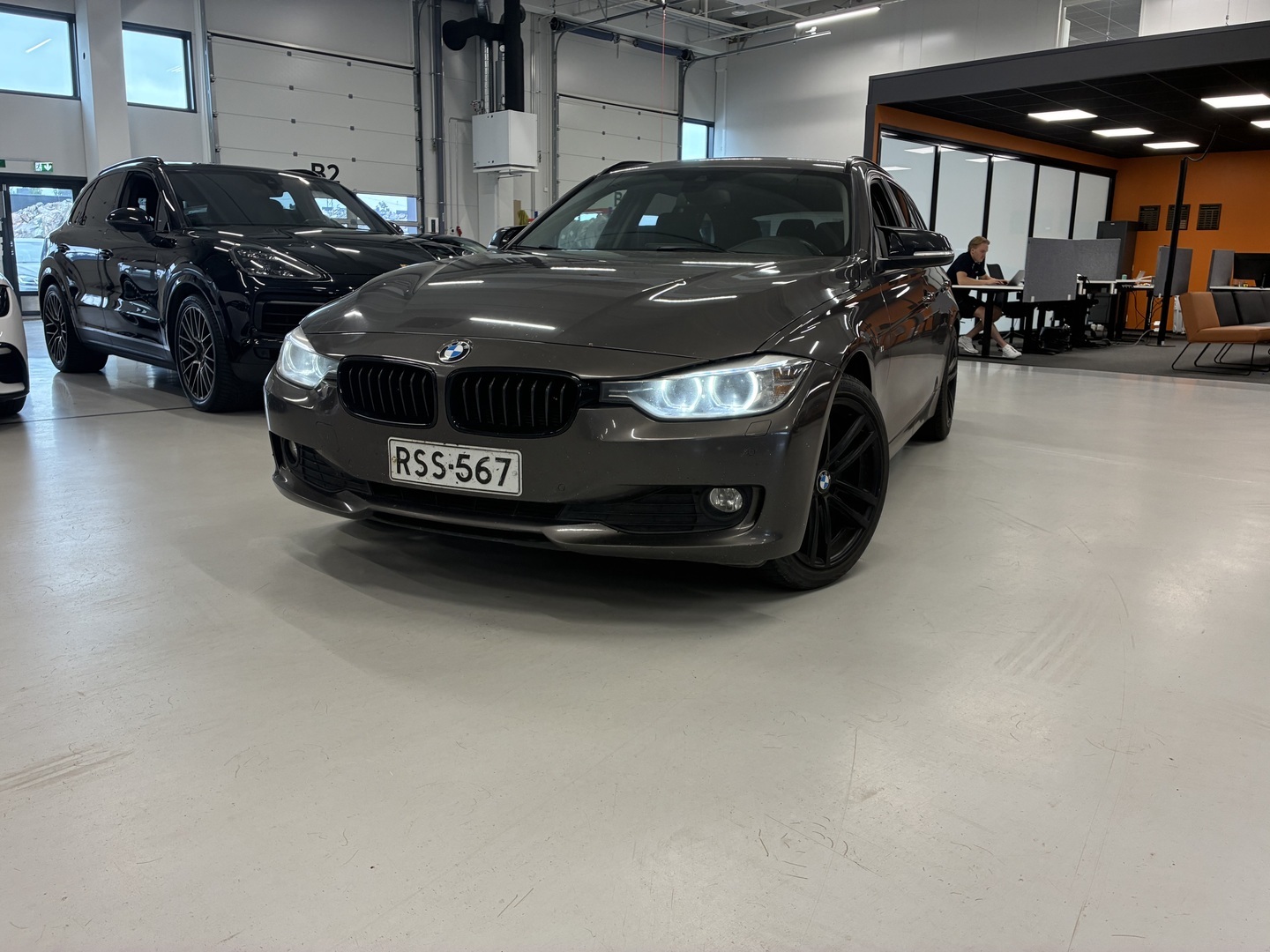 BMW 320 2013