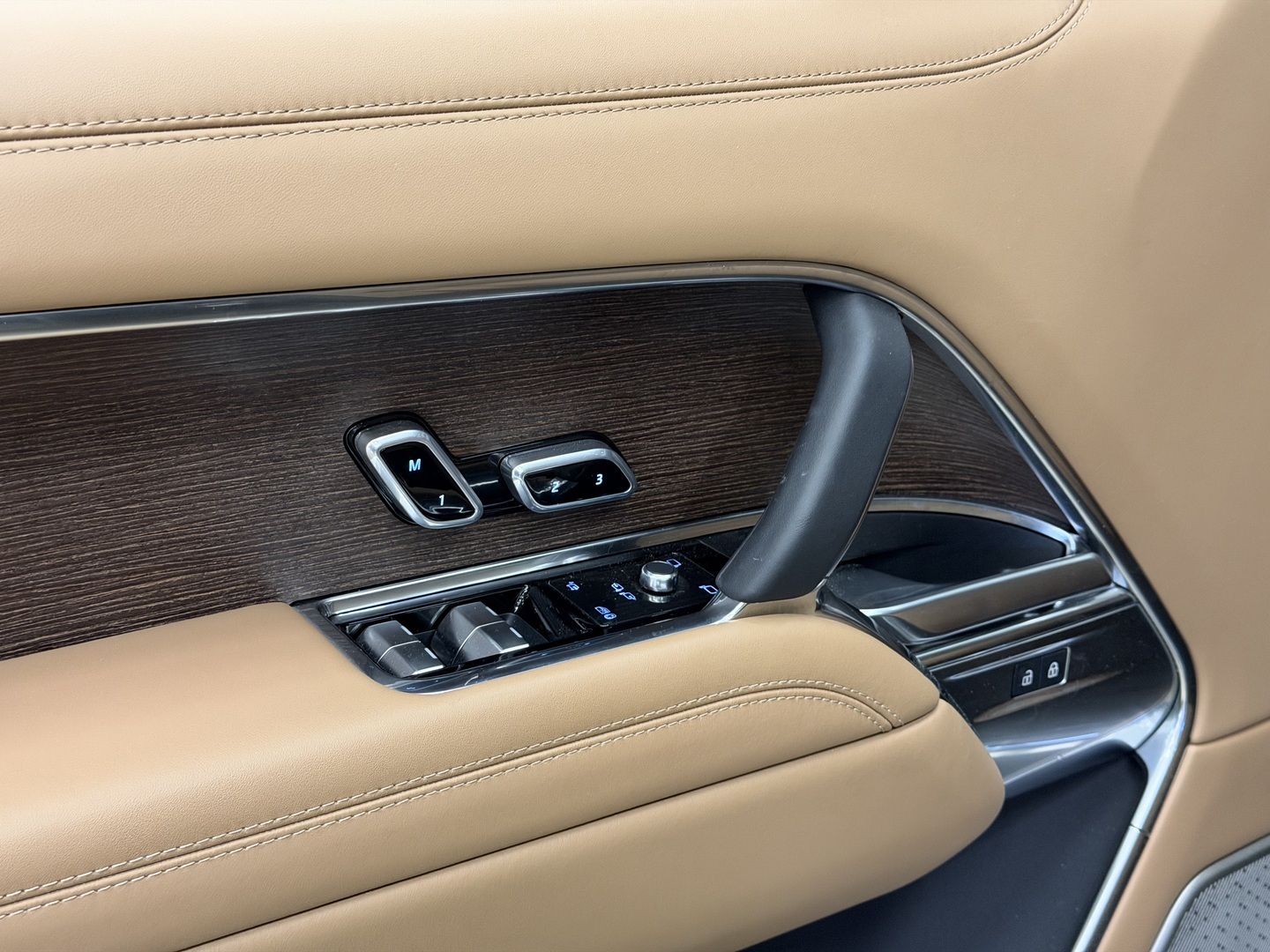 LAND ROVER Range Rover 2025