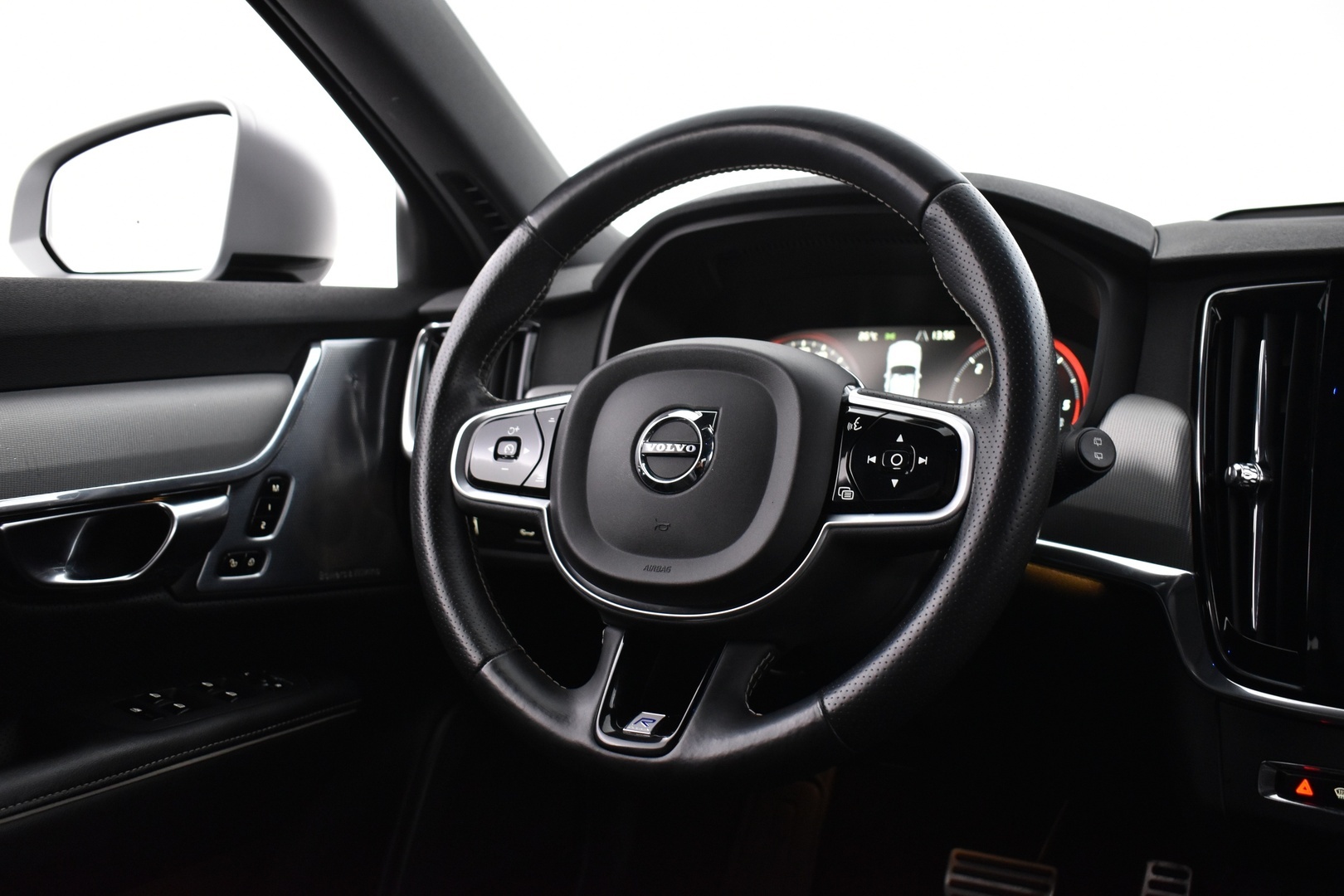VOLVO V90 2018