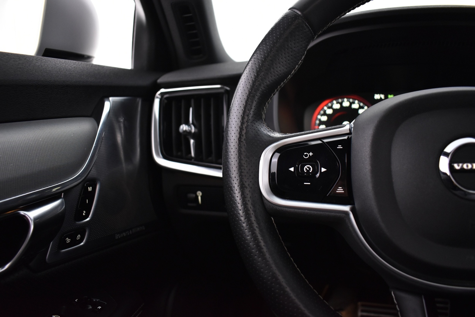 VOLVO V90 2018